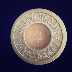 Urban Decay Eyeshadow - Sell Out