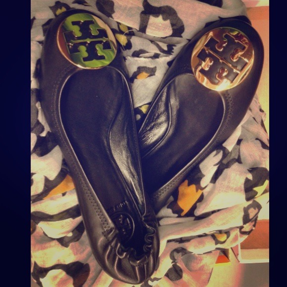 Tory burch flat