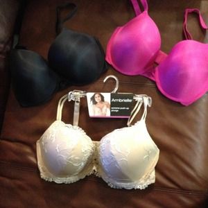 Lot of 36DD & 38DD bras Lilyette Ambrielle NWT