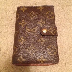 LOUIS VUITTON wallet