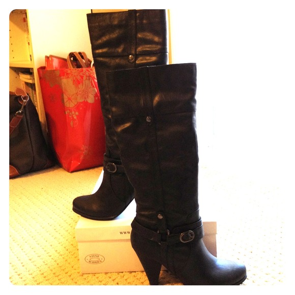 Brand new Steve Madden boots