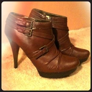 Guess booties *Reduced!*