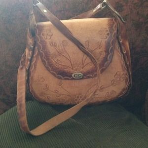 Leather purse. (Hand made)