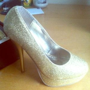 Gold glitter heels