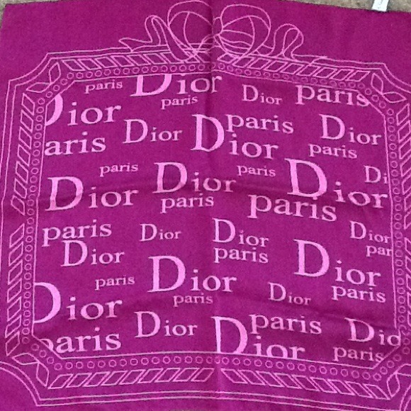 @@@ON HOLD@@@AUTHENTIC DIOR scarf