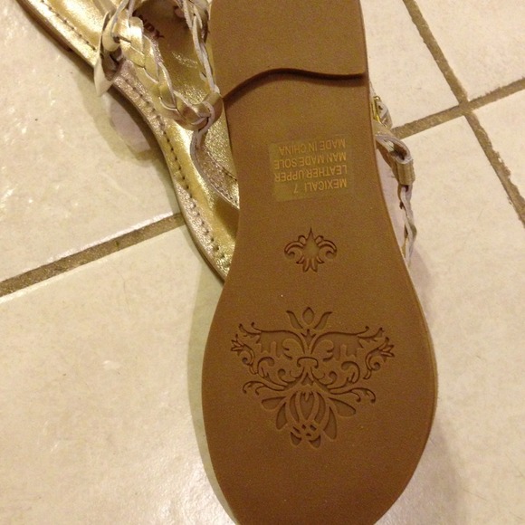 Gold Sandals - Picture 3 of 4
