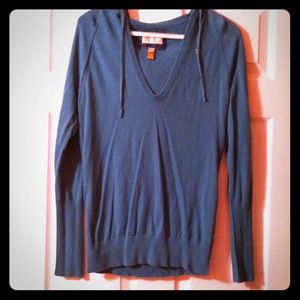 American Eagle hooded sweater