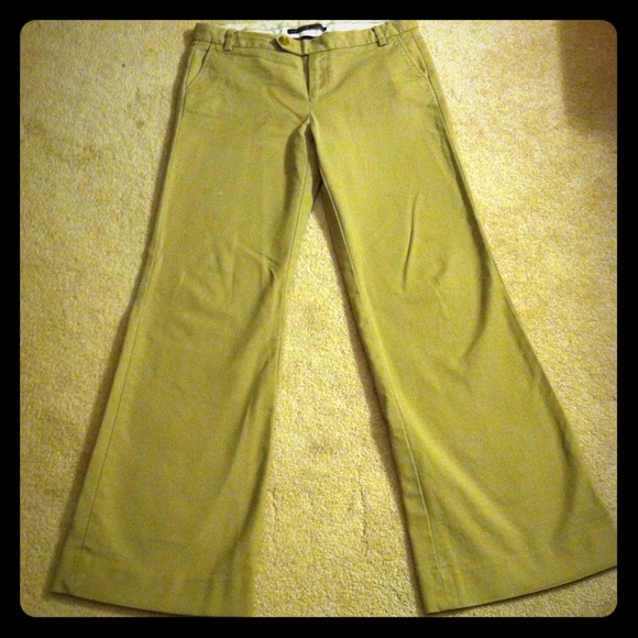 ⚓ SOLD In Bundle ⚓ GAP Wide-Leg Khaki Trousers