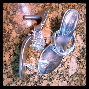 Reduced!!!  rhine stone metallic heals