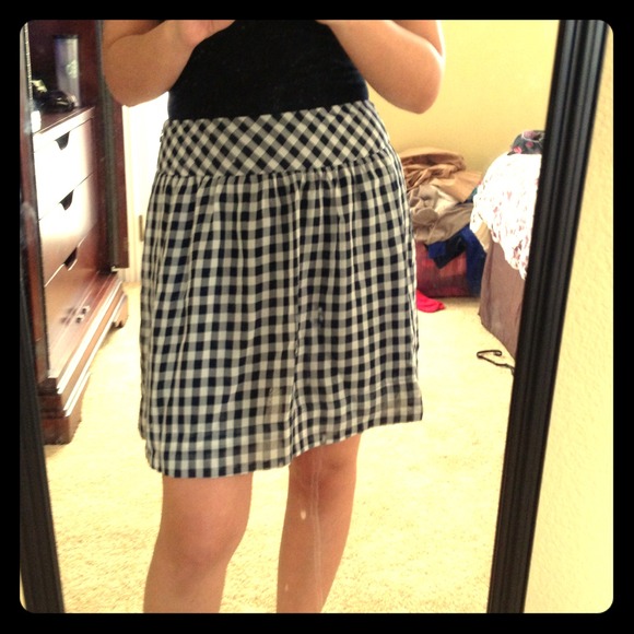 Checkerd skirt