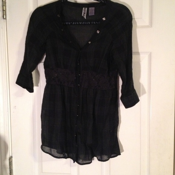 NWOT BKE button up