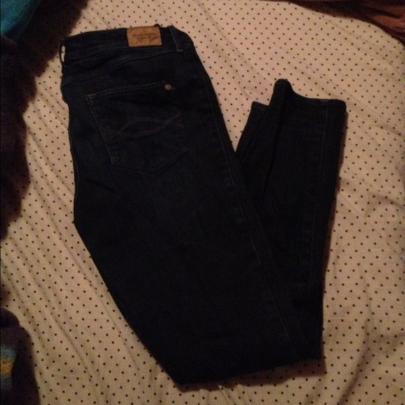 SOLD ⛔Dark Abercrombie and Fitch stretch jeans