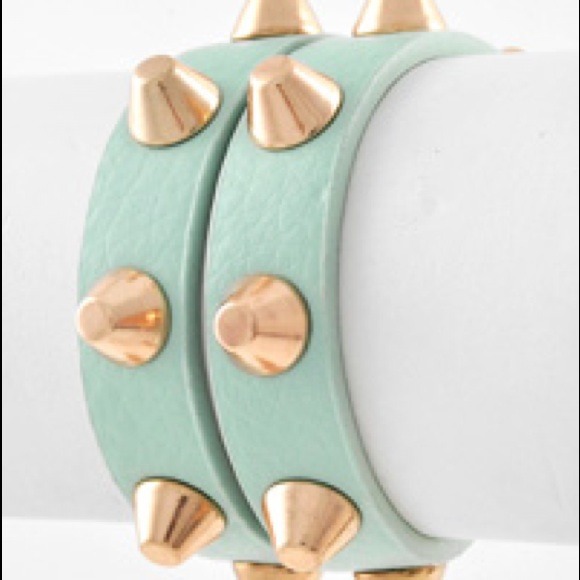 Jewelry - Mint Stud Bracelet