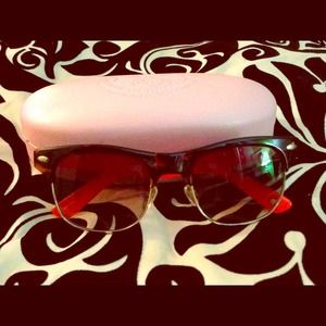 Juicy Couture Wayfarer Style Sunglasses Reserved