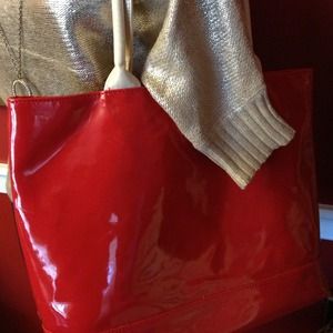 Red Patent Shoulder bag