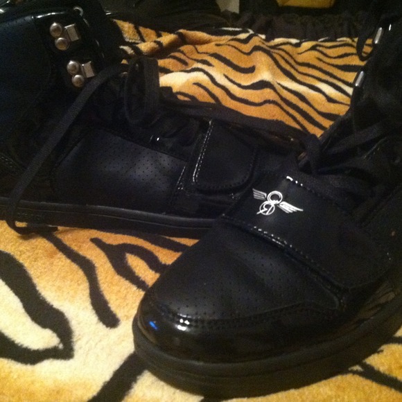 Creative recreation size 8 1/2