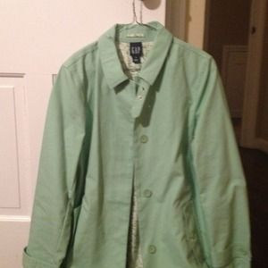 Sold. Hardly used Gap trench coat raincoat.