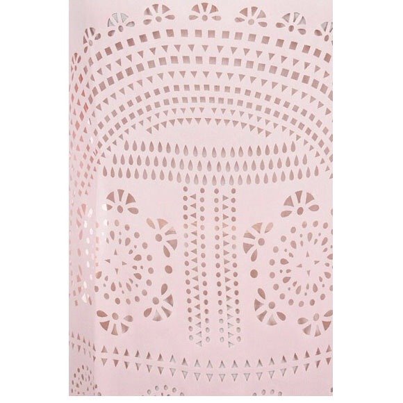 New!!cut out shape top - Picture 3 of 4