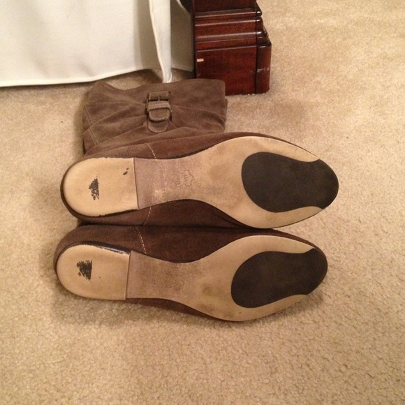 All suede boot - Picture 4 of 4