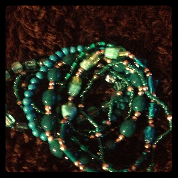 ❤SOLD❤ Beaded stretch bracelet set...