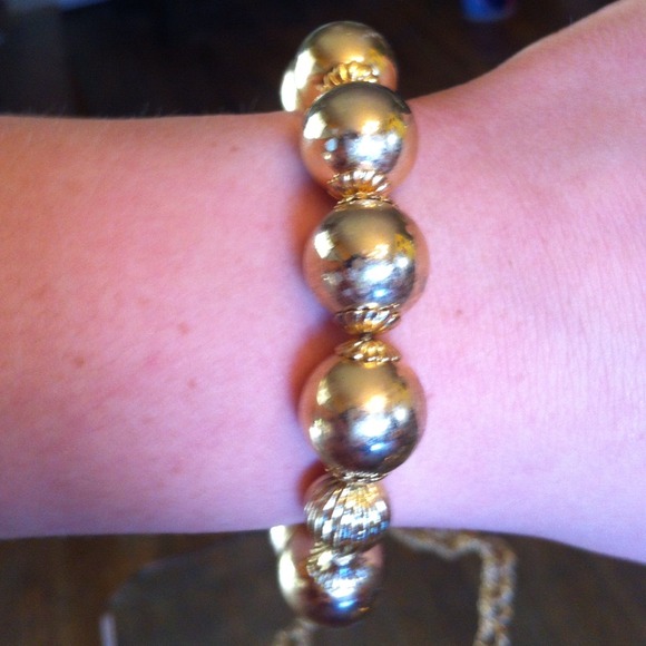 Gold bracelet with little gold charms - Picture 2 of 3