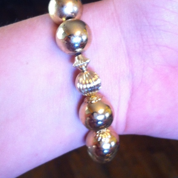Gold bracelet with little gold charms - Picture 3 of 3