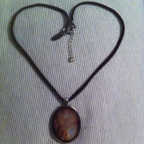 Brown vintage necklace with rhinestone necklace