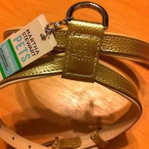 Martha Stewart pets gold dog harness med