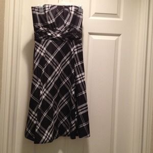 White House Black Market Dress. NWOT. Never worn