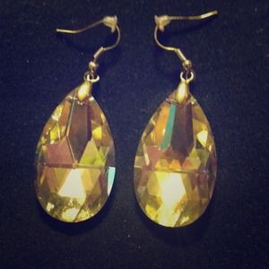 Very Cute Gem Style Earrings
