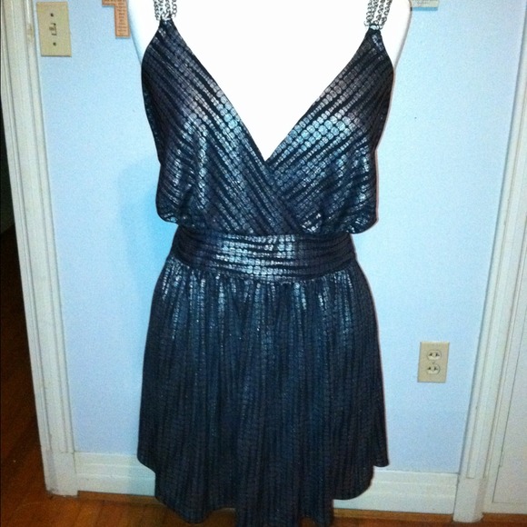Black & silver top