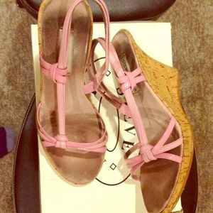 Steve Madden pink wedges