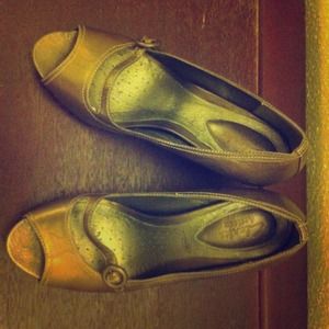 Comfy & stylish Clarks shoe