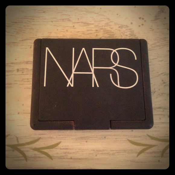 ❤sold: Authentic NARS new delight w/freebies