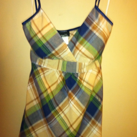 🎀SOLD IN BUNDLE OF 2 TO@kw98🎀Rue21top