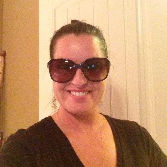 Authentic Alexander McQueen Sunglasses - Picture 3 of 3