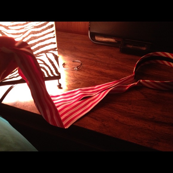 Nautical Headband with red & white stripes! - Picture 3 of 3