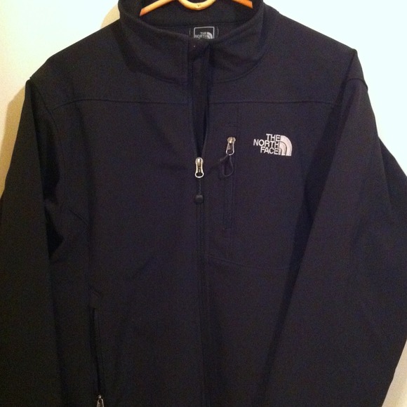 Men black North face jacket. Hardly used