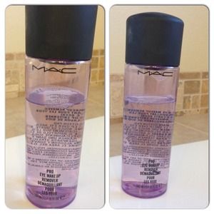 M.A.C eye make up remover