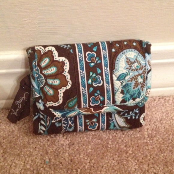 Vera Bradley Clutches & Wallets - ❌Sold❌Vera Bradley wallet