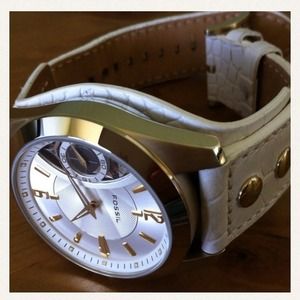 SOLDSOLDSOLDSOLD