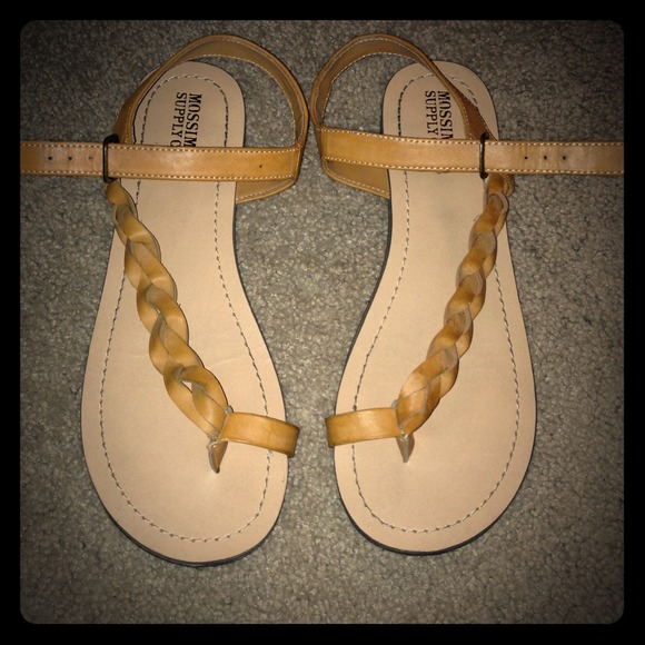 📛ON HOLD FOR PEYTON MOSSIMO Sandals & VS pantie