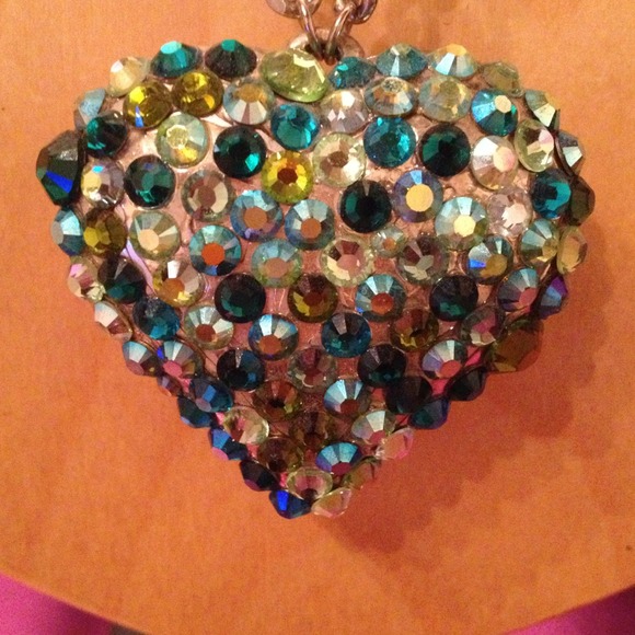 SOLD❗Gasoline Glamour green Swarovski crystals - Picture 3 of 3