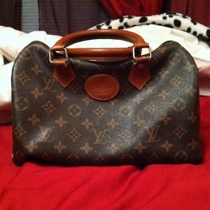 ✨Reserved✨ LV inspired handbag!