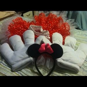 Minnie Mouse Halloween accessories