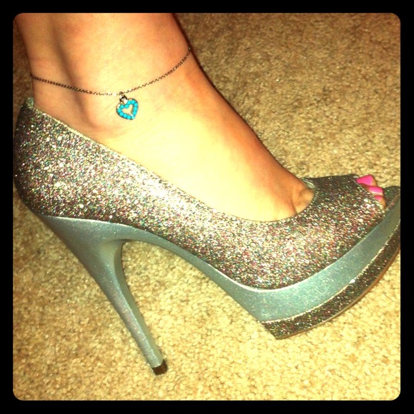 No more available💙heart charm anklet💙