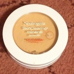 Neutrogena Skin Clearing Mineral Powder in Buff#30