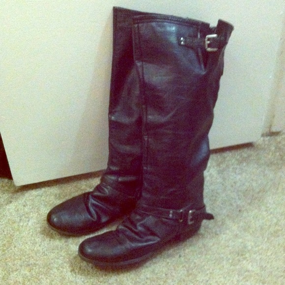 Black boots.