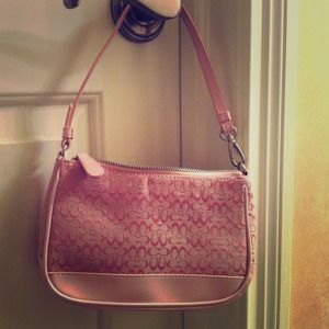 Light Pink Coach Purse!