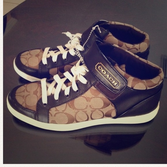 Coach Shoes - 🚫SOLD🚫 NWOT Coach sneakers,authentic